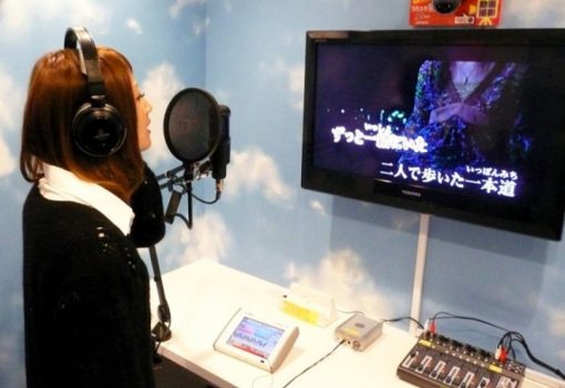 Nhật Bản nở rộ quán ăn và karaoke dành cho người độc thân